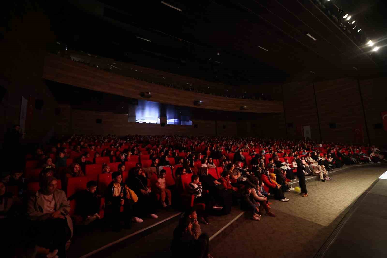 Çayırova’da aralık ayı kültür sanat takvimi belli oldu
