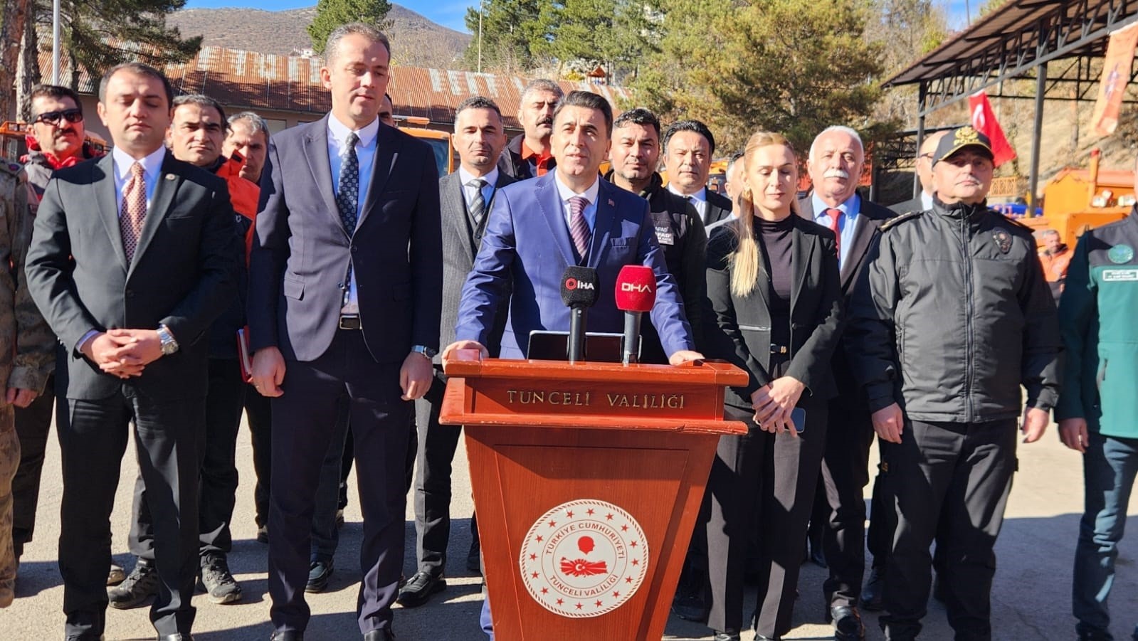 Tunceli 200 araç ve 842 arama kurtarma personeliyle kışa hazır