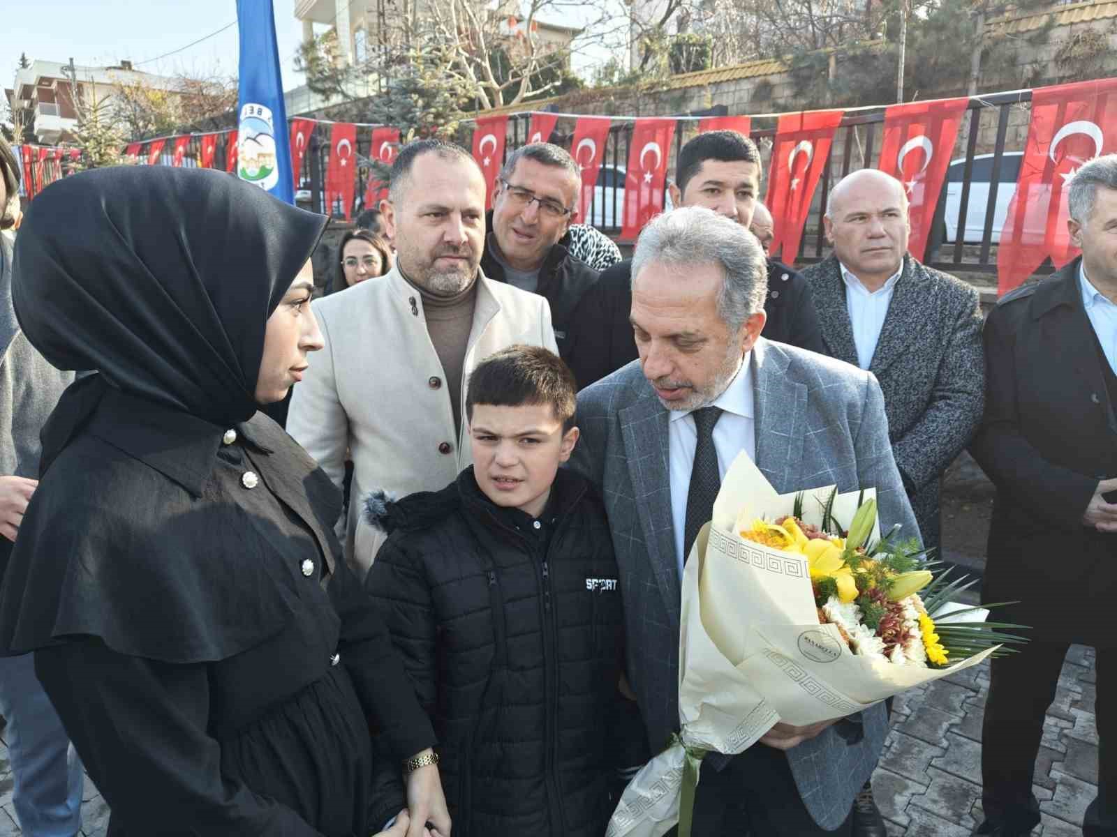 Talas’ta özel güne özel açılış