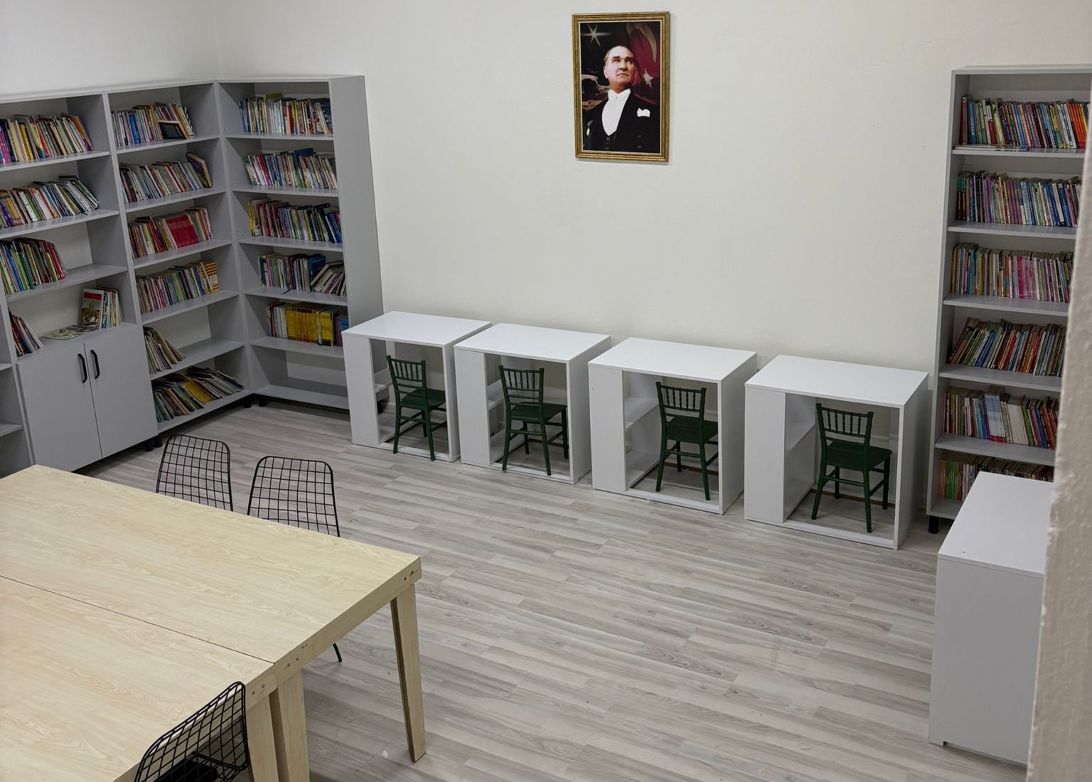 Kadıköylü öğrenciler kütüphaneye kavuştu
