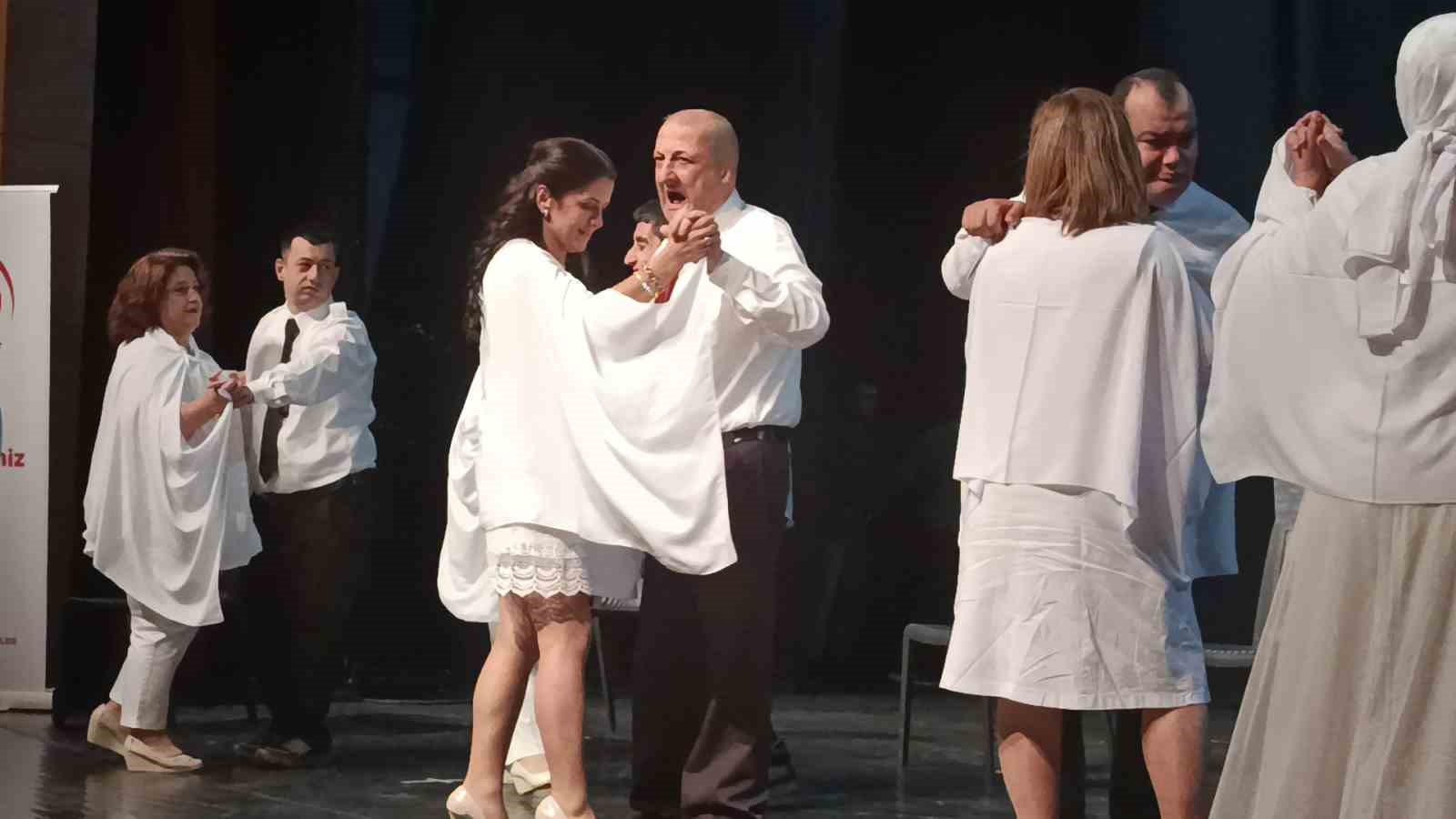 Engelliler yeteneklerini sergiledi
