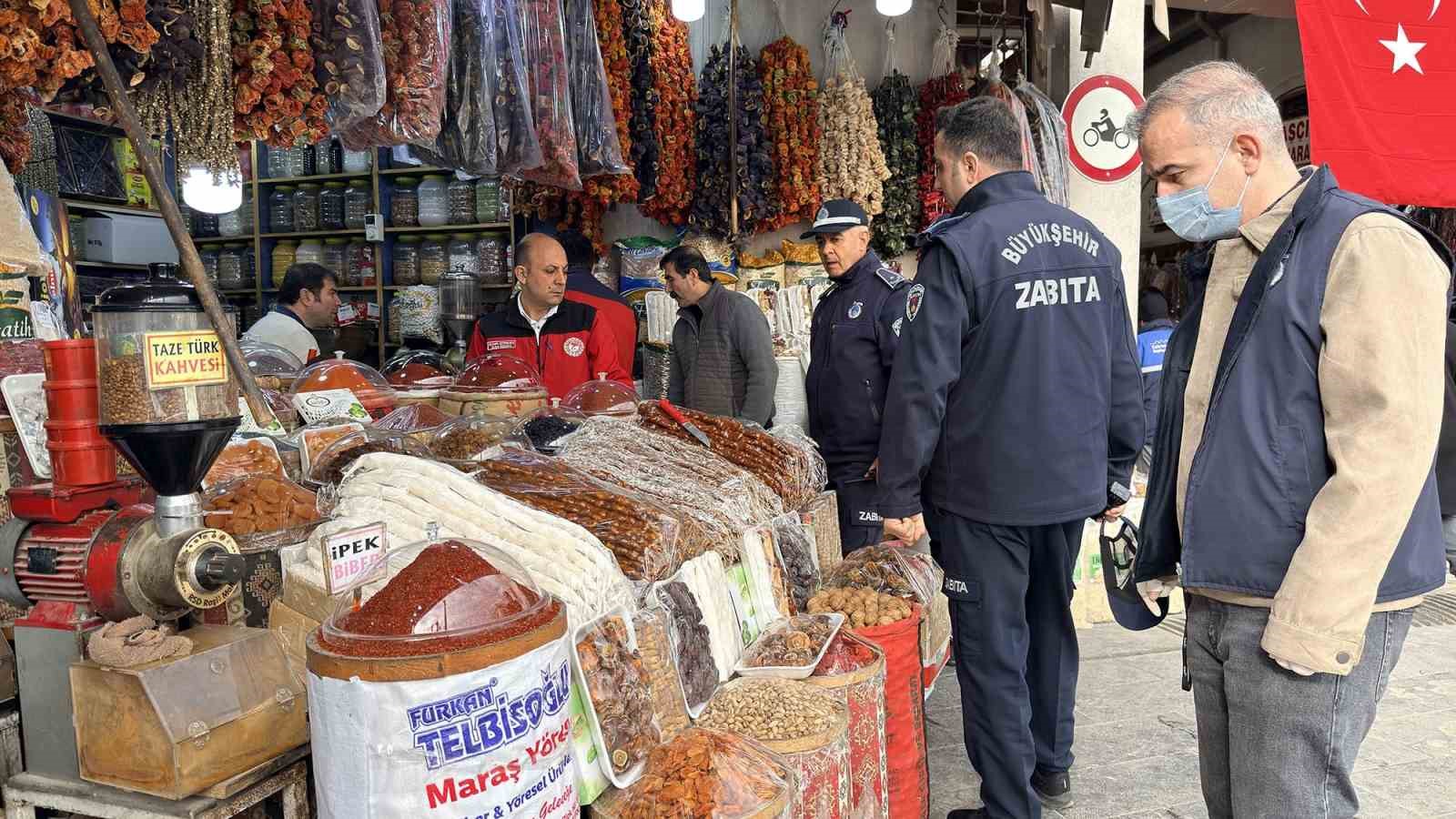 Kahramanmaraş Kapalı Çarşı’da gıda denetimi yapıldı
