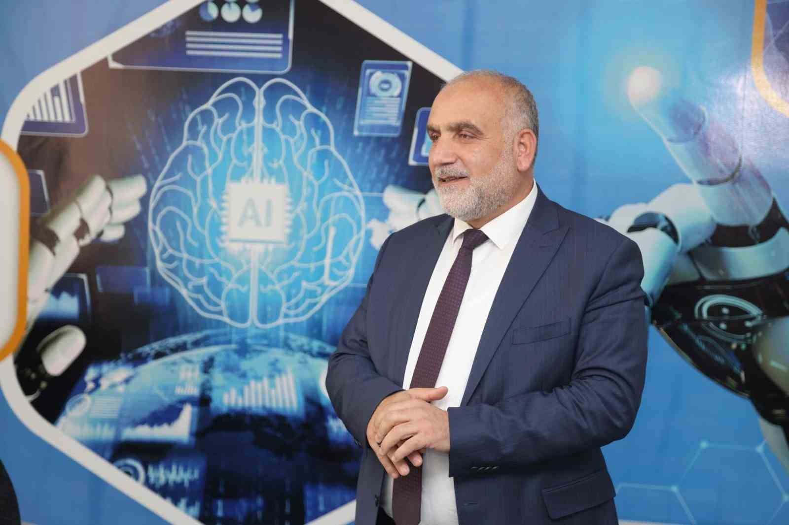 Kadınlar, yapay zeka ile geleceğe hazırlanıyor
