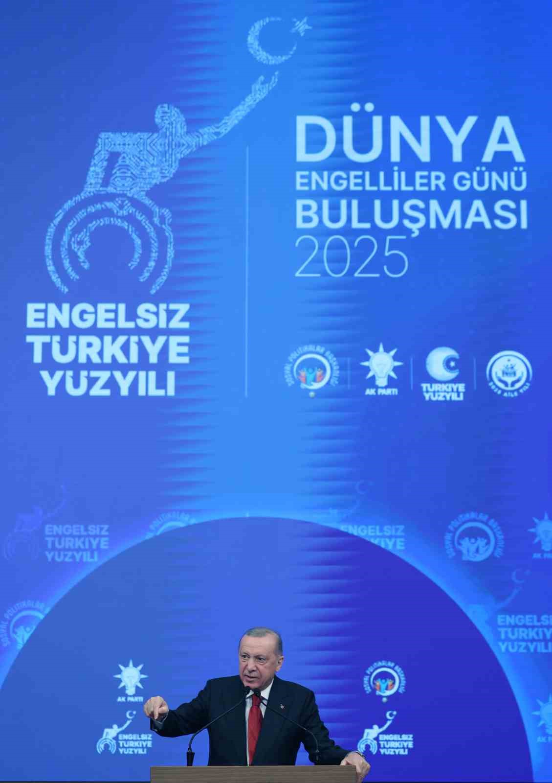 Cumhurbaşkanı Erdoğan: "Engelli vatandaşlarımızın sorunlarını çözüme ulaştırmak birincil önceliğimizdir"
