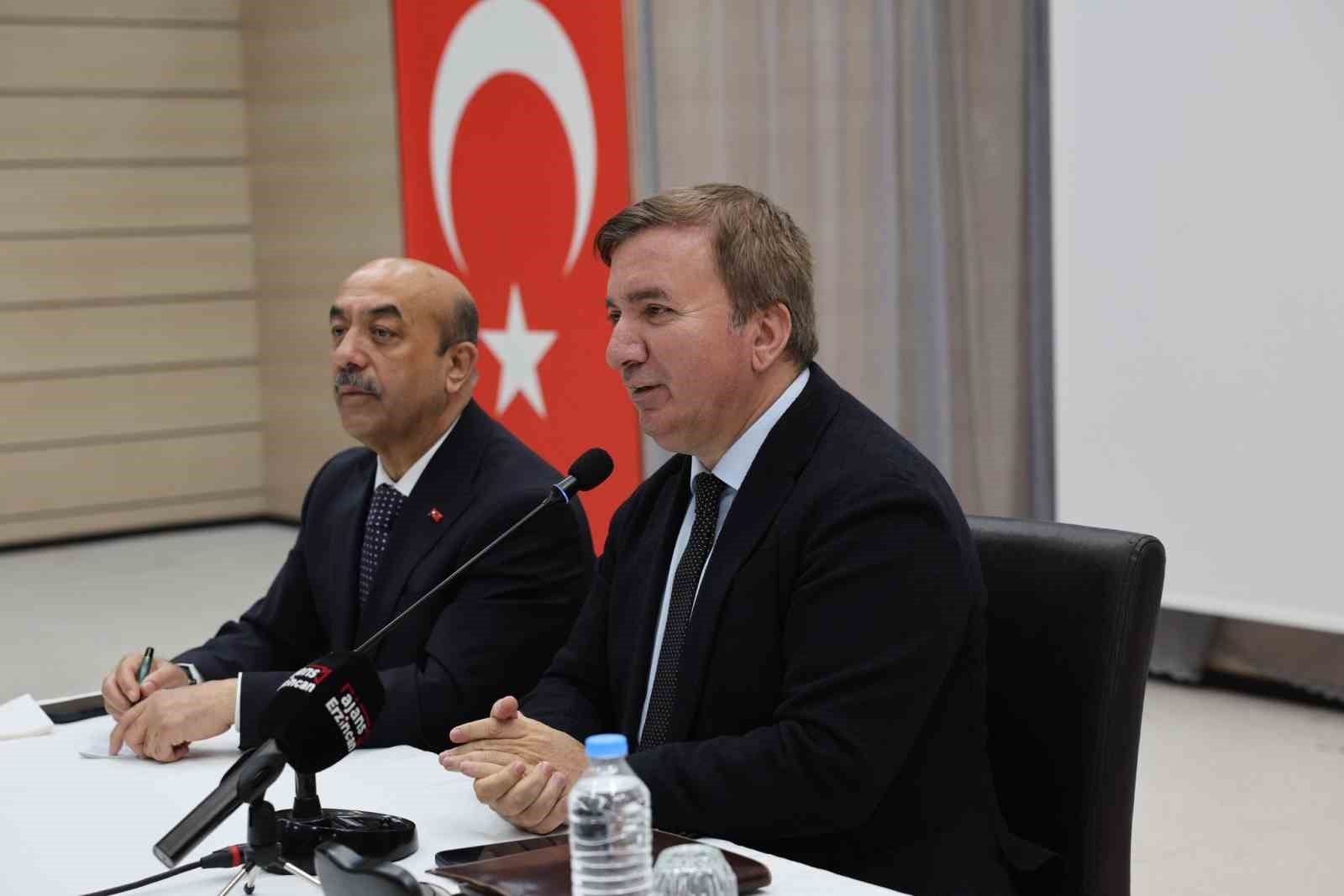 Vali Aydoğdu eğitim çalışanlarıyla bir araya geldi
