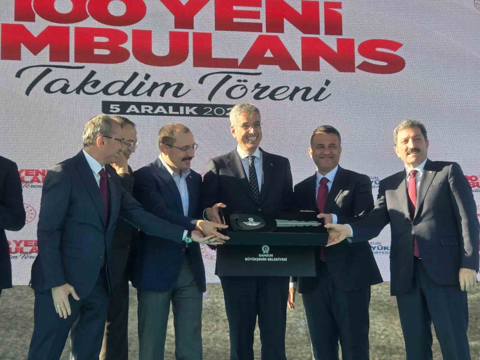 Cumhuriyet tarihinde ilk: SBB’nin aldığı 100 ambulans sağlık filosuna katıldı