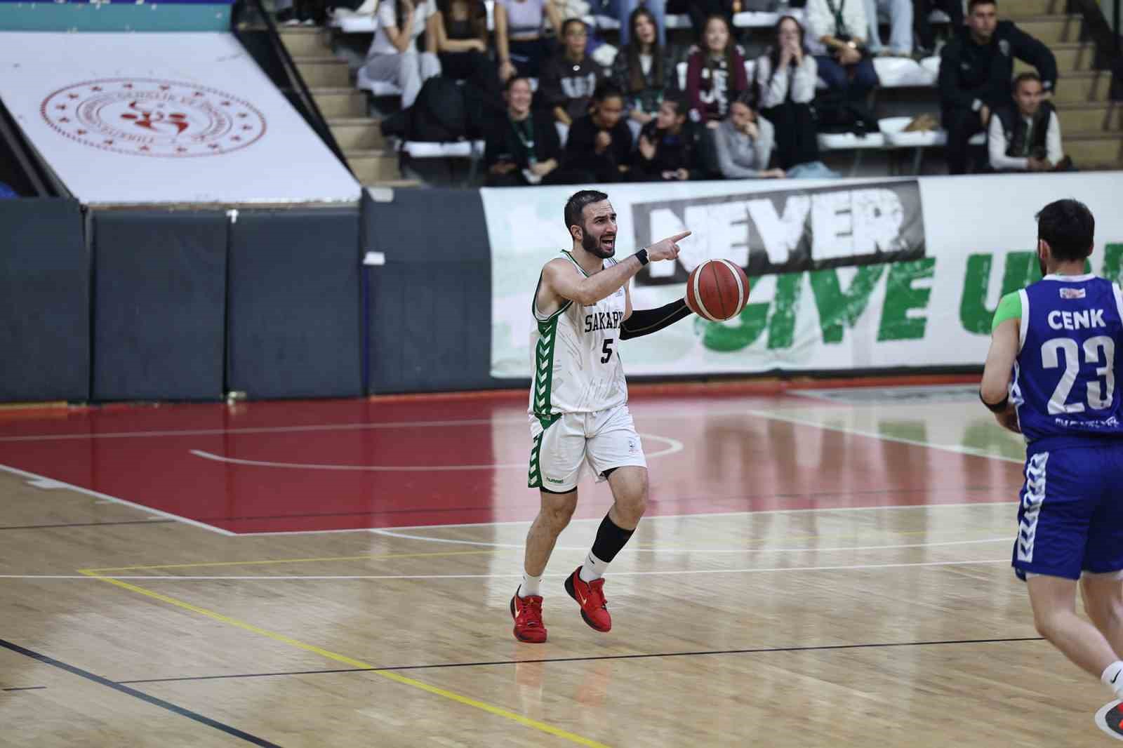 Sakarya B&uuml;y&uuml;kşehir Basketbol, K&uuml;tahya&rsquo;da parkeye &ccedil;ıkıyor
