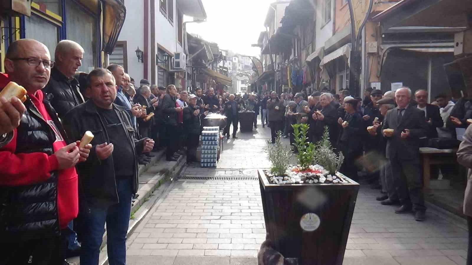 Asırlardır süregelen gelenek bu hafta da devam ettirildi