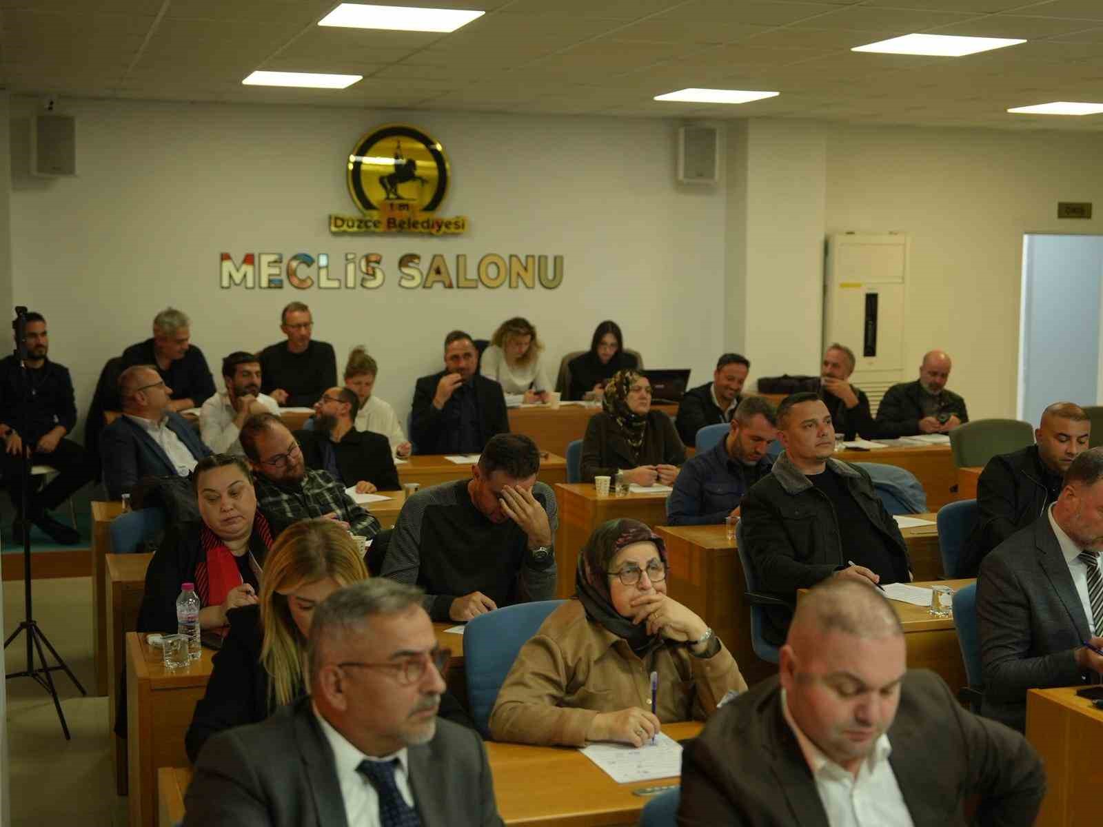 Düzce Belediye Meclisi 2025’in son toplantısını yaptı