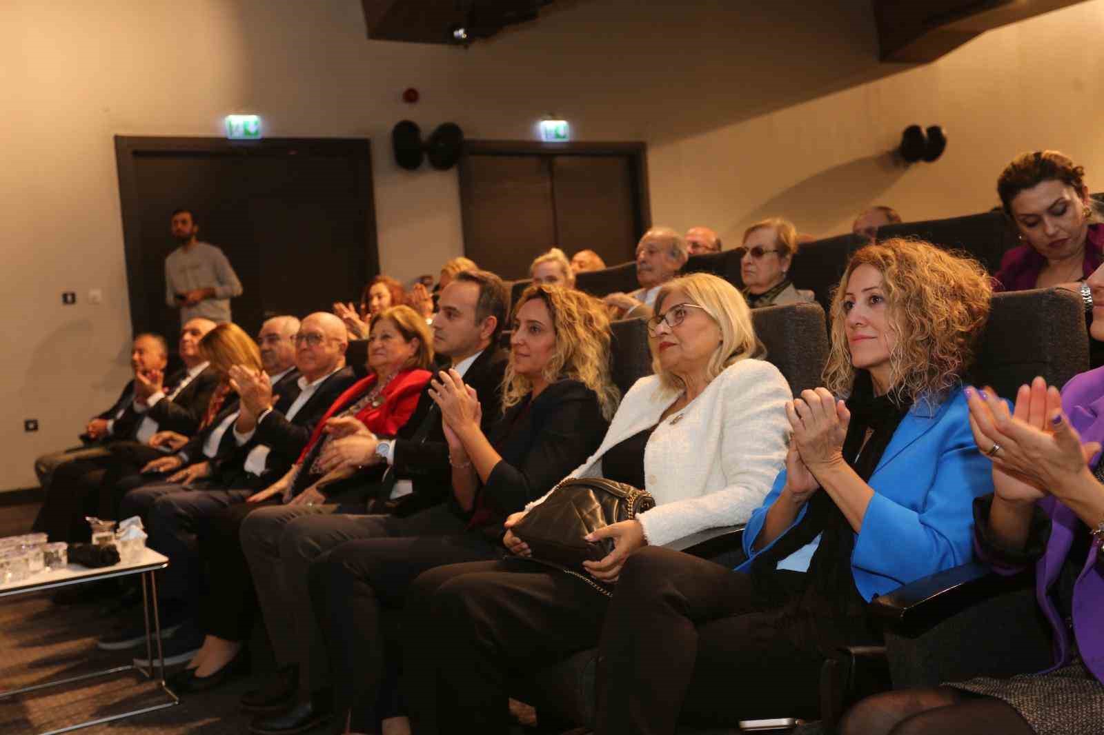 Kepez&rsquo;de "G&uuml;&ccedil;l&uuml; Kadınlar, G&uuml;&ccedil;l&uuml; Yarınlar" konuşuldu
