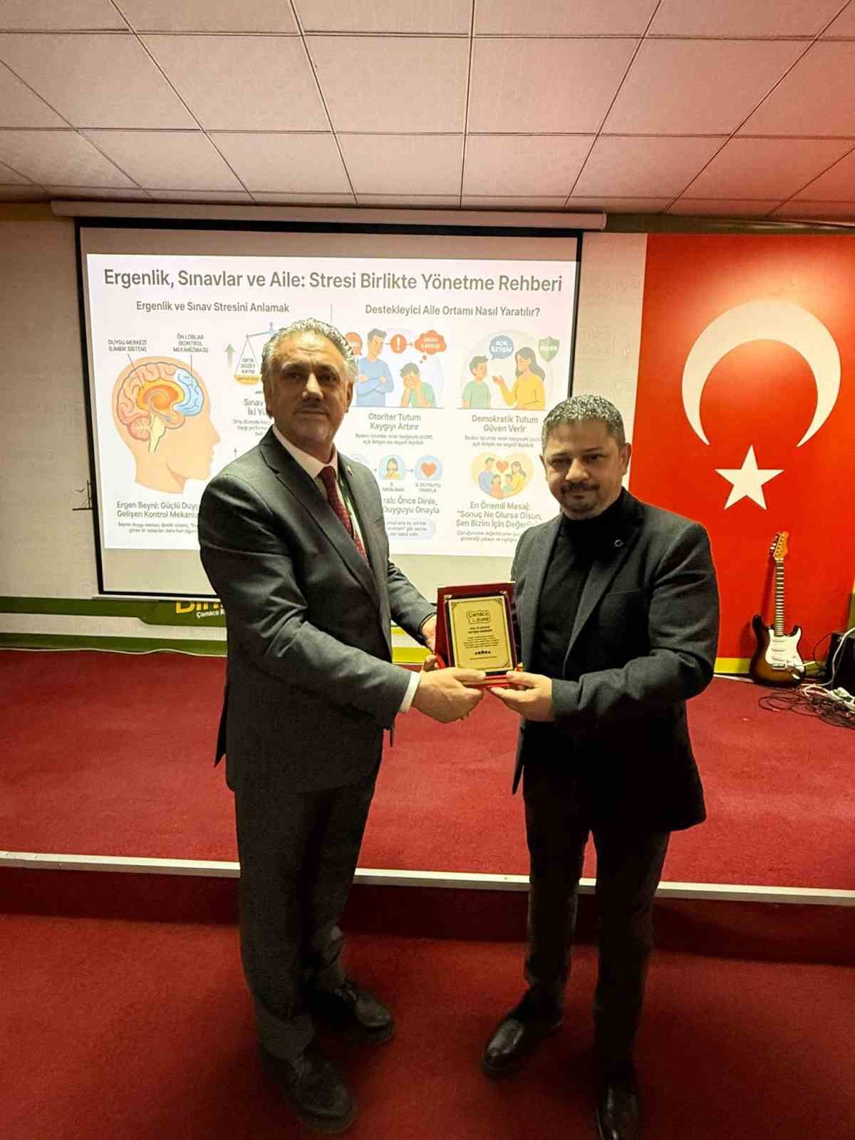 &Ccedil;amlıca Koleji&rsquo;nde "Aile ve &Ccedil;ocuk İletişimi" semineri
