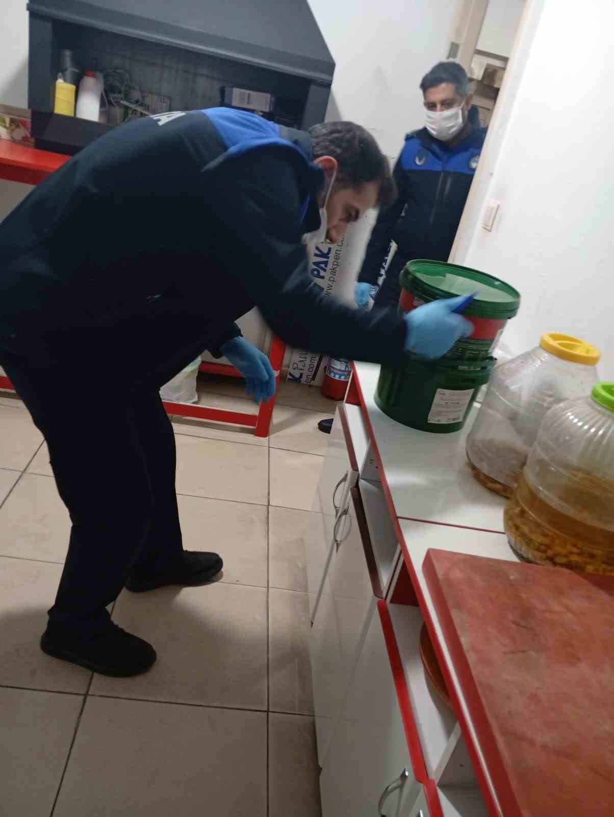 Talas&rsquo;ta zabıtadan yeme i&ccedil;me yerlerine sıkı denetim
