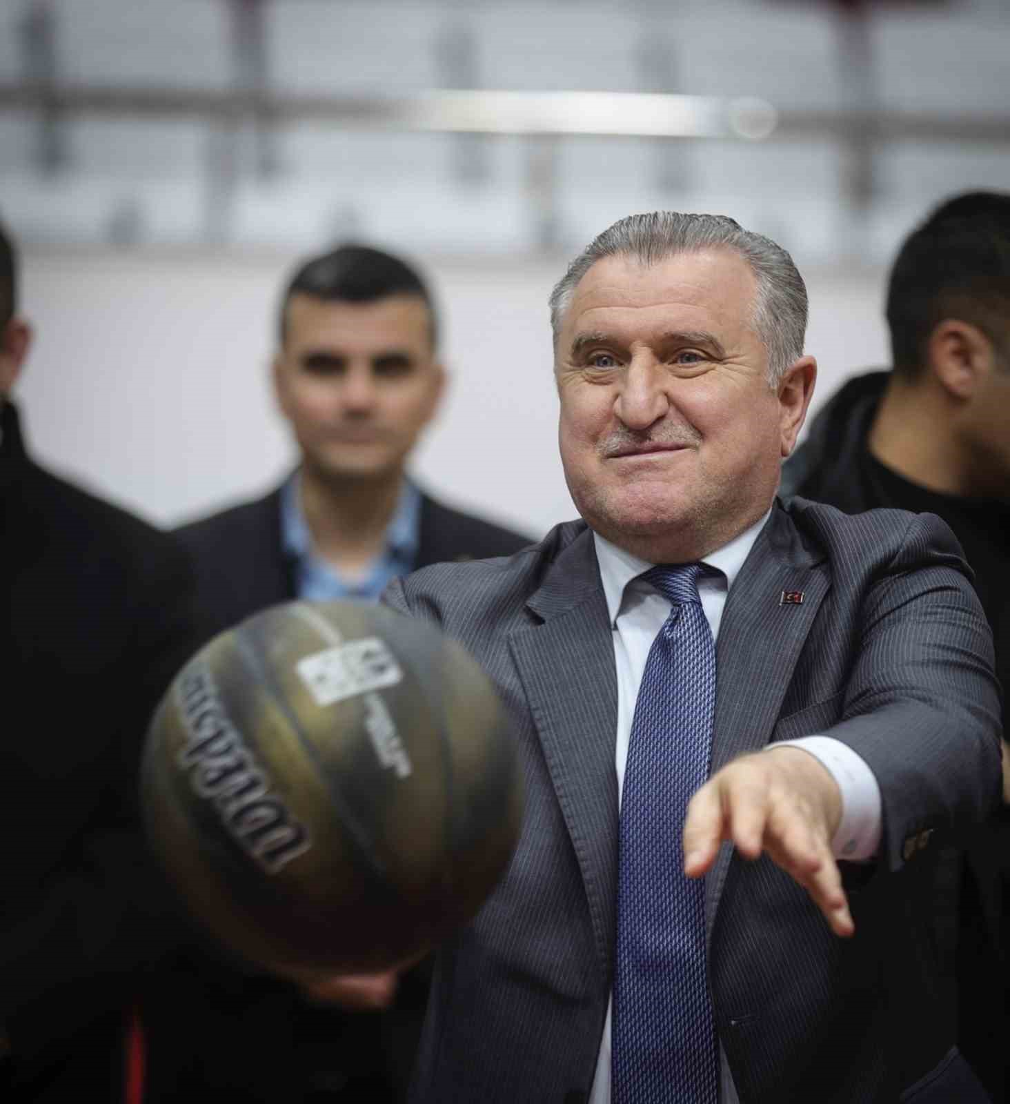 GSB Spor Okullarından bu yıl 1 milyon 811 bin &ccedil;ocuk yararlandı
