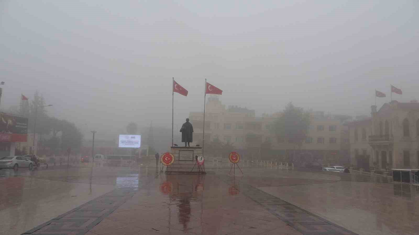 Kilis’te yoğun sis etkili oldu