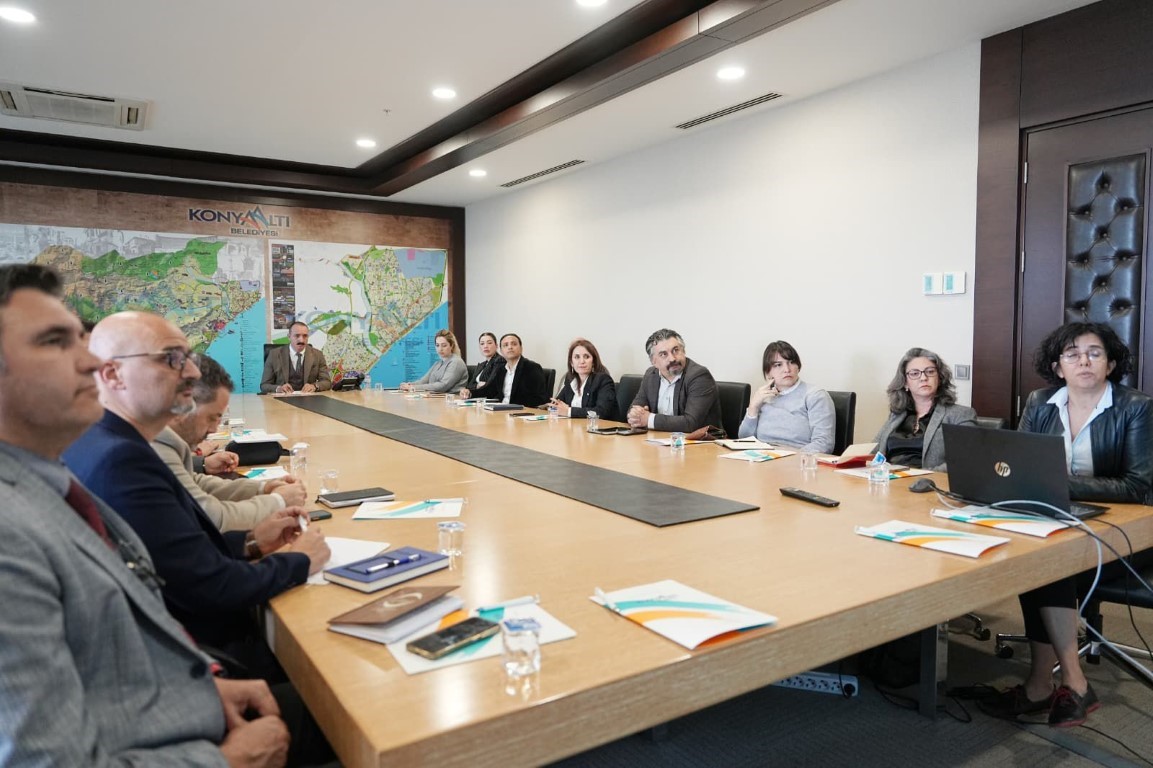 Konyaaltı&rsquo;da s&uuml;rd&uuml;r&uuml;lebilir enerji ve iklim eylem planı hazırlanıyor

