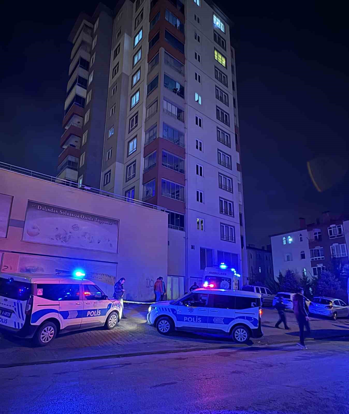 11. kattan d&uuml;şen kız hayatını kaybetti
