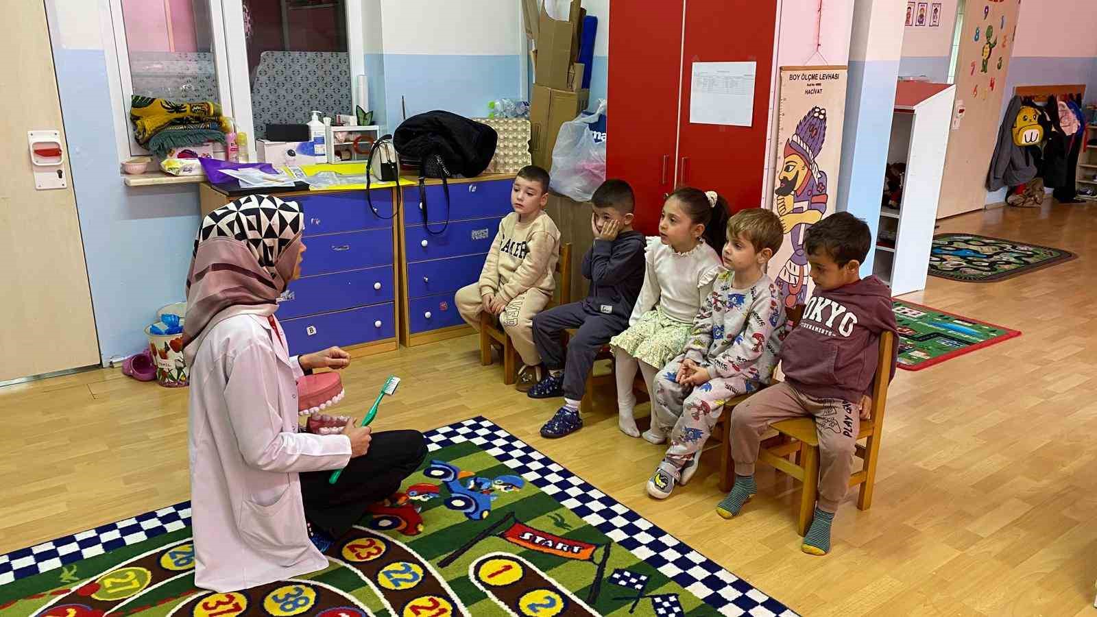 &Ccedil;ilimli&rsquo;de miniklere sağlıklı g&uuml;l&uuml;şler i&ccedil;in eğitim
