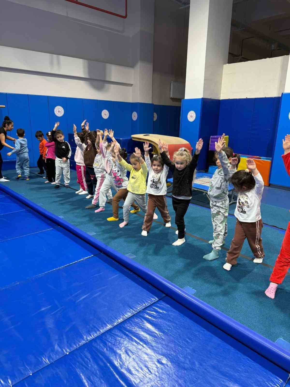 Muğla&rsquo;da Anasınıfı &ouml;ğrencileri cimnastikle spora ilk adım dedi
