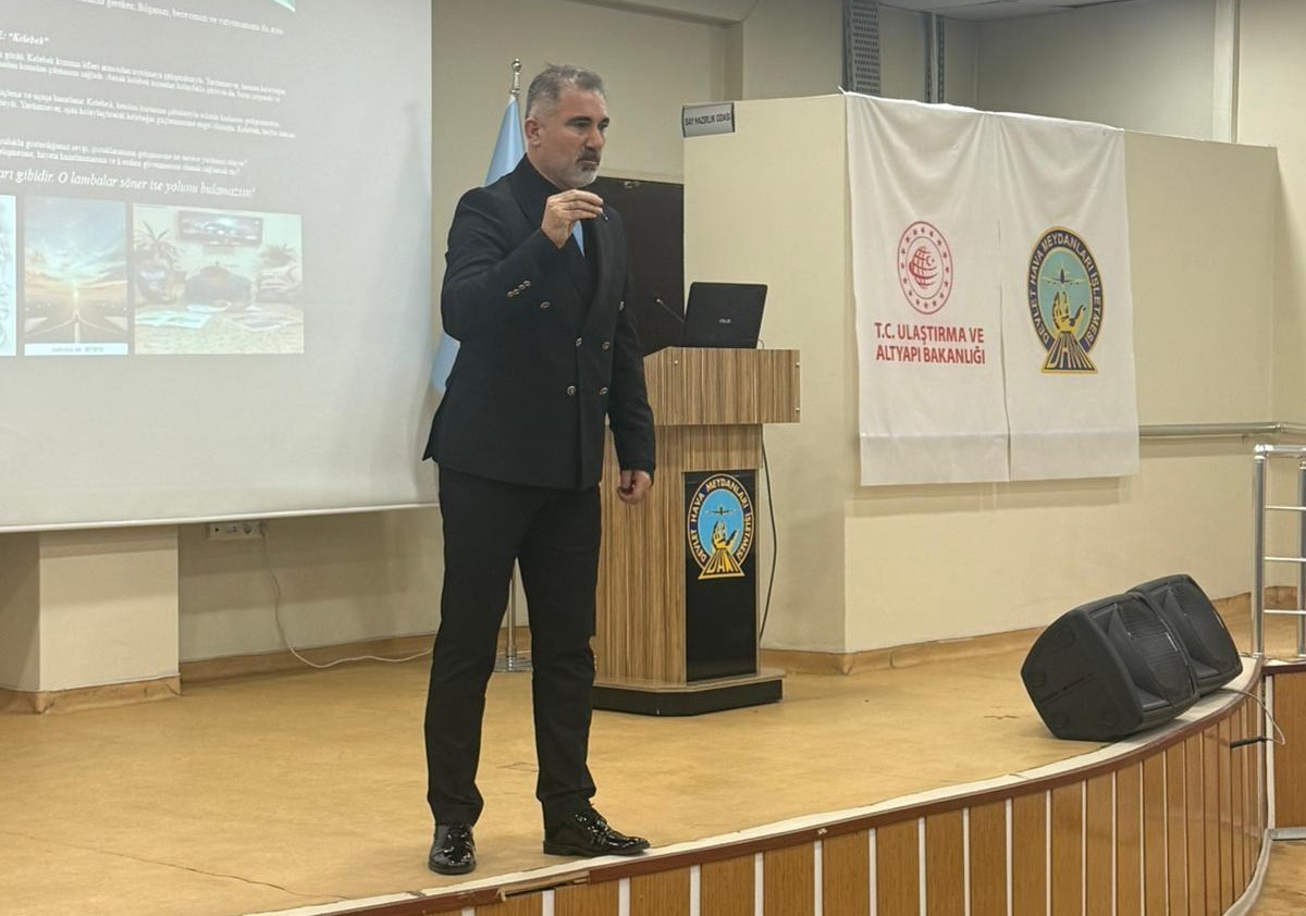 Şırnak Şerafettin El&ccedil;i Havalimanı &ccedil;alışanlarına &rsquo;Aile Yılı&rsquo; konferansı
