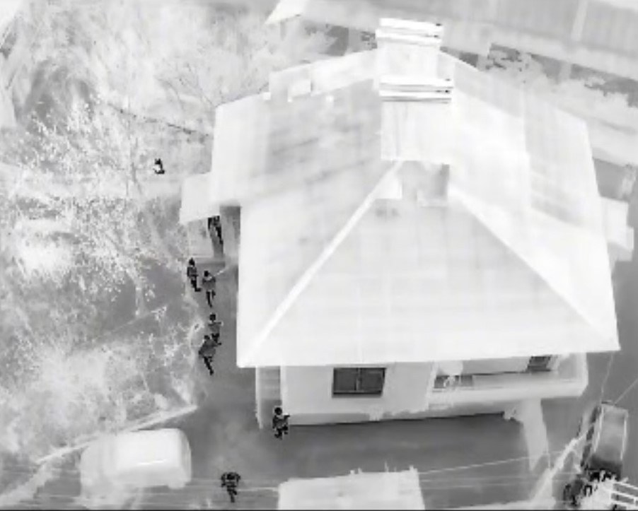 Ağrı’da kaçakçılık operasyonunda milyonluk telefon ve sigara ele geçirildi