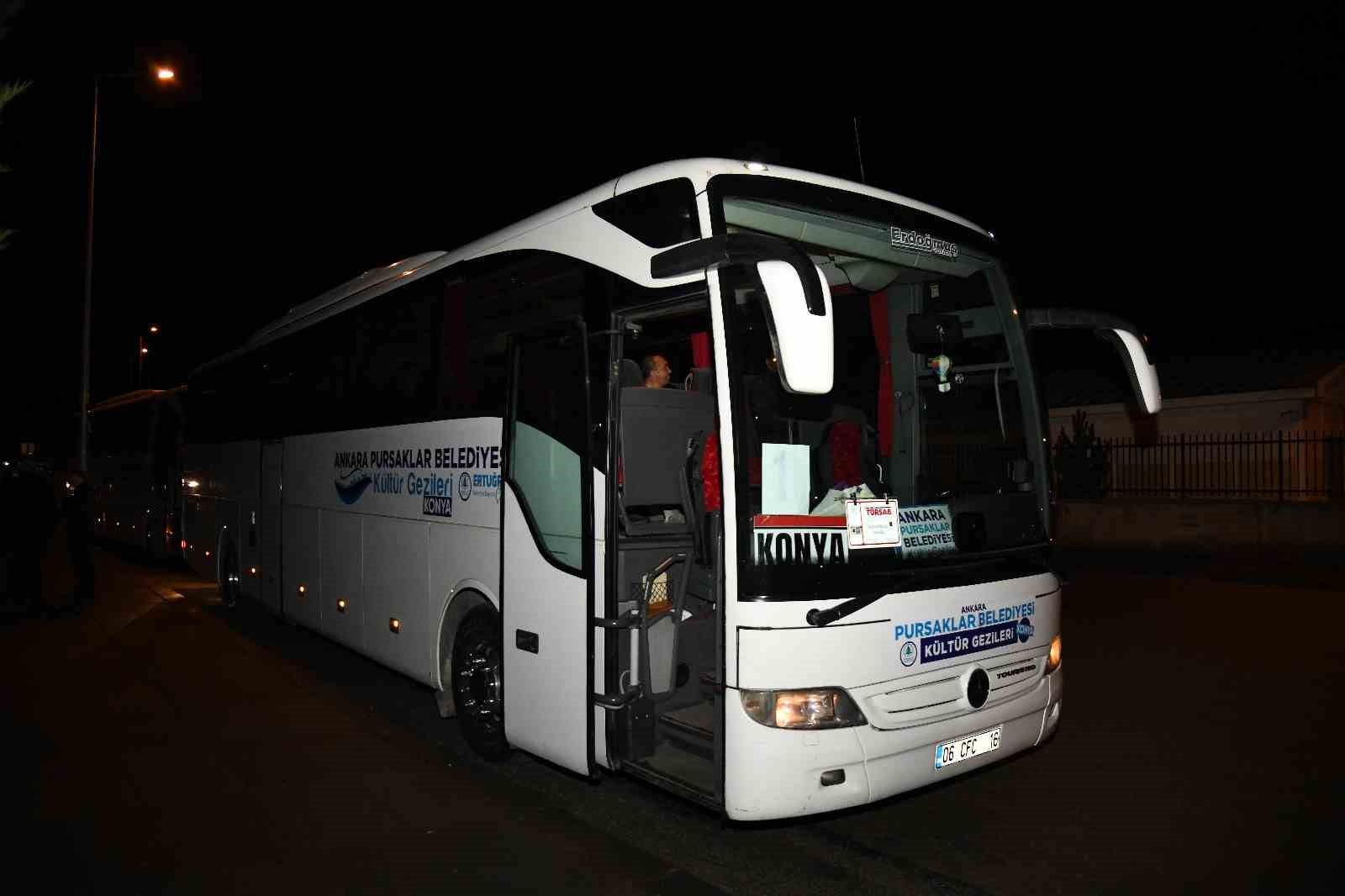 Pursaklar Belediyesi ‘Şeb-i Arus Haftası’ dolayısıyla ilk kafileyi yola çıkarttı
