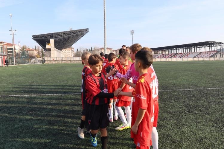 Bilecik&rsquo;te Yıldız Erkekler Futbol M&uuml;sabakaları tamamlandı
