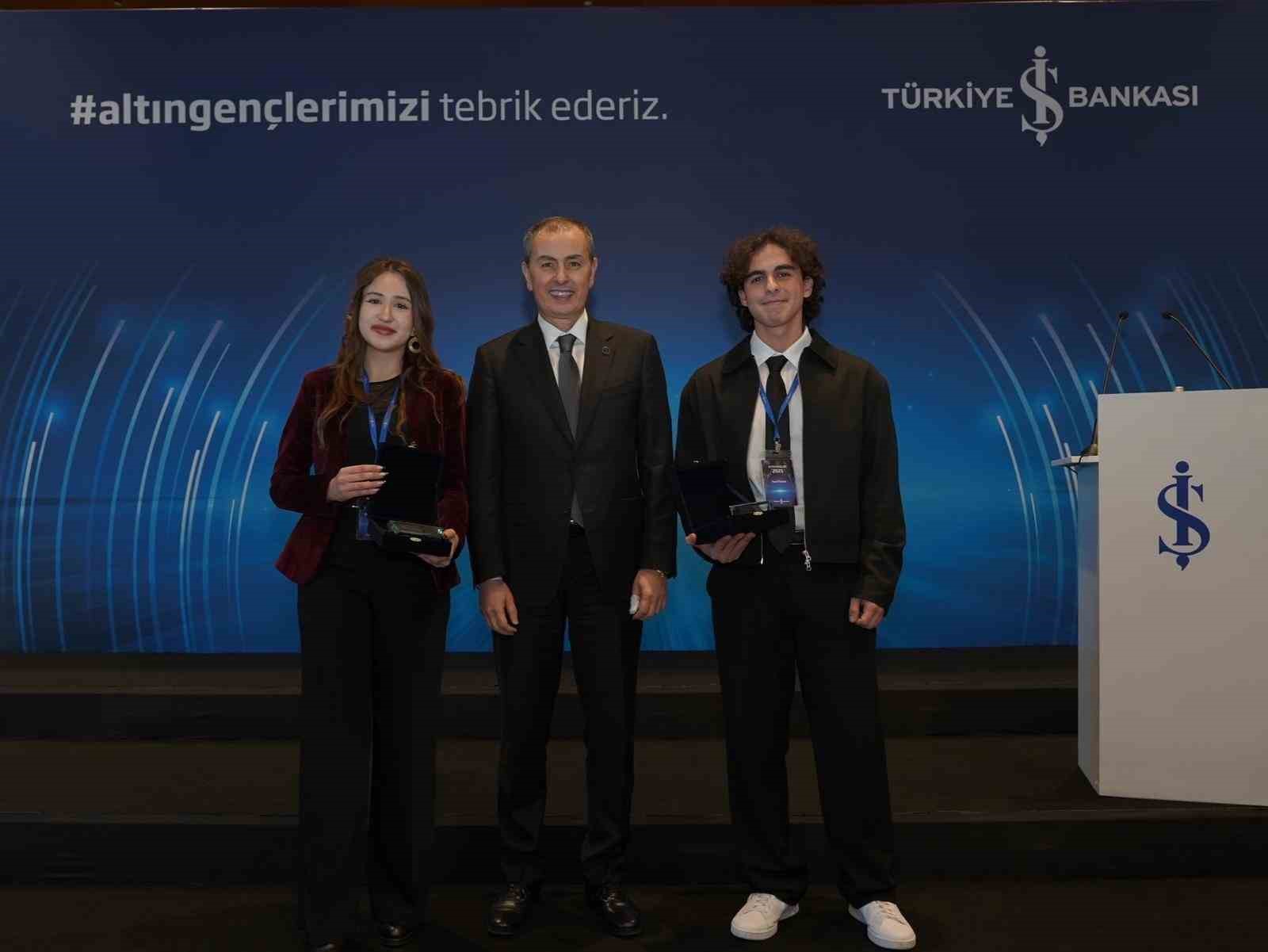 ’Altın Gençler’ geleneğiyle 54 yılda 4 bine yakın genç ödüllendirildi