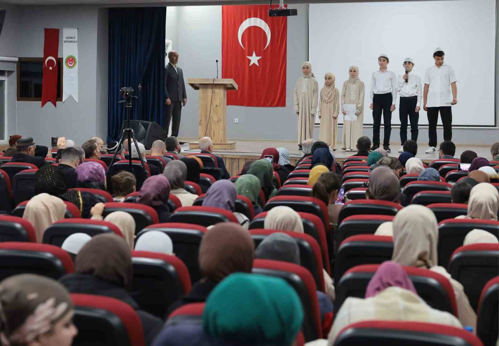 &Uuml;&ccedil; aylar programında Ahıska T&uuml;rkleri ve protokol bir araya geldi
