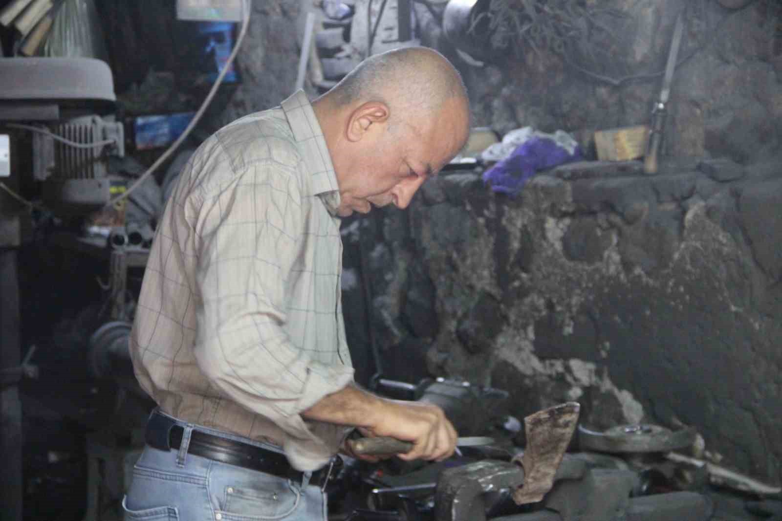 2 asırdır aynı ailenin s&uuml;rd&uuml;rd&uuml;ğ&uuml; meslek, yok olma tehlikesi ile karşı karşıya
