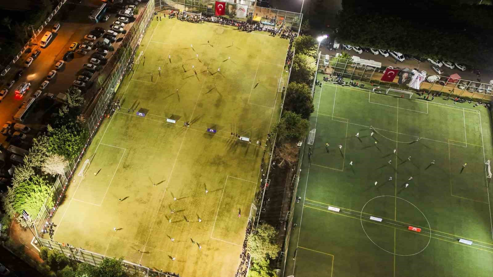 Mersin Büyükşehir Belediyesinin birimler arası futbol turnuvasına start verildi