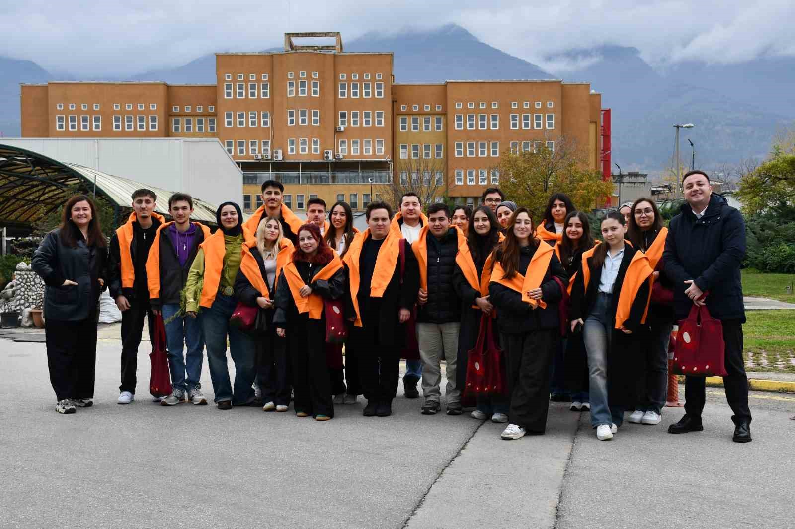 Yeşim Grup’tan TEV bursiyerleriyle anlamlı buluşma