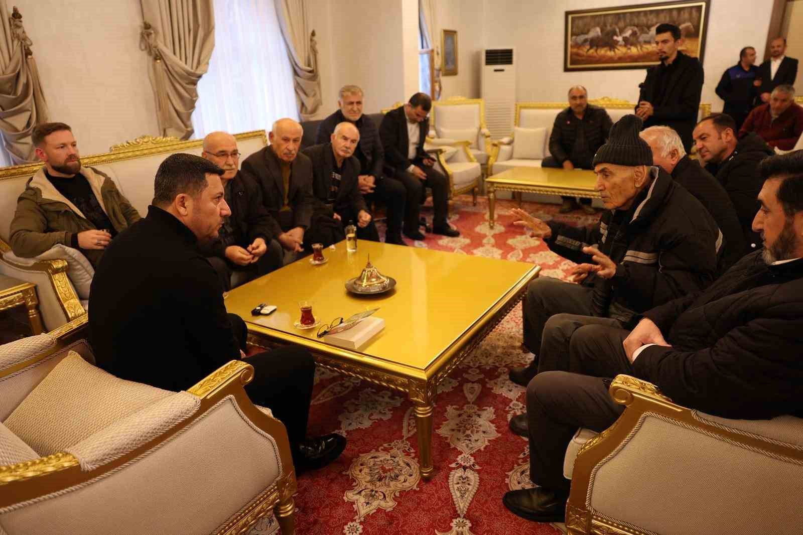 Nevşehir Belediyesinde halk g&uuml;n&uuml;ne yoğun ilgi
