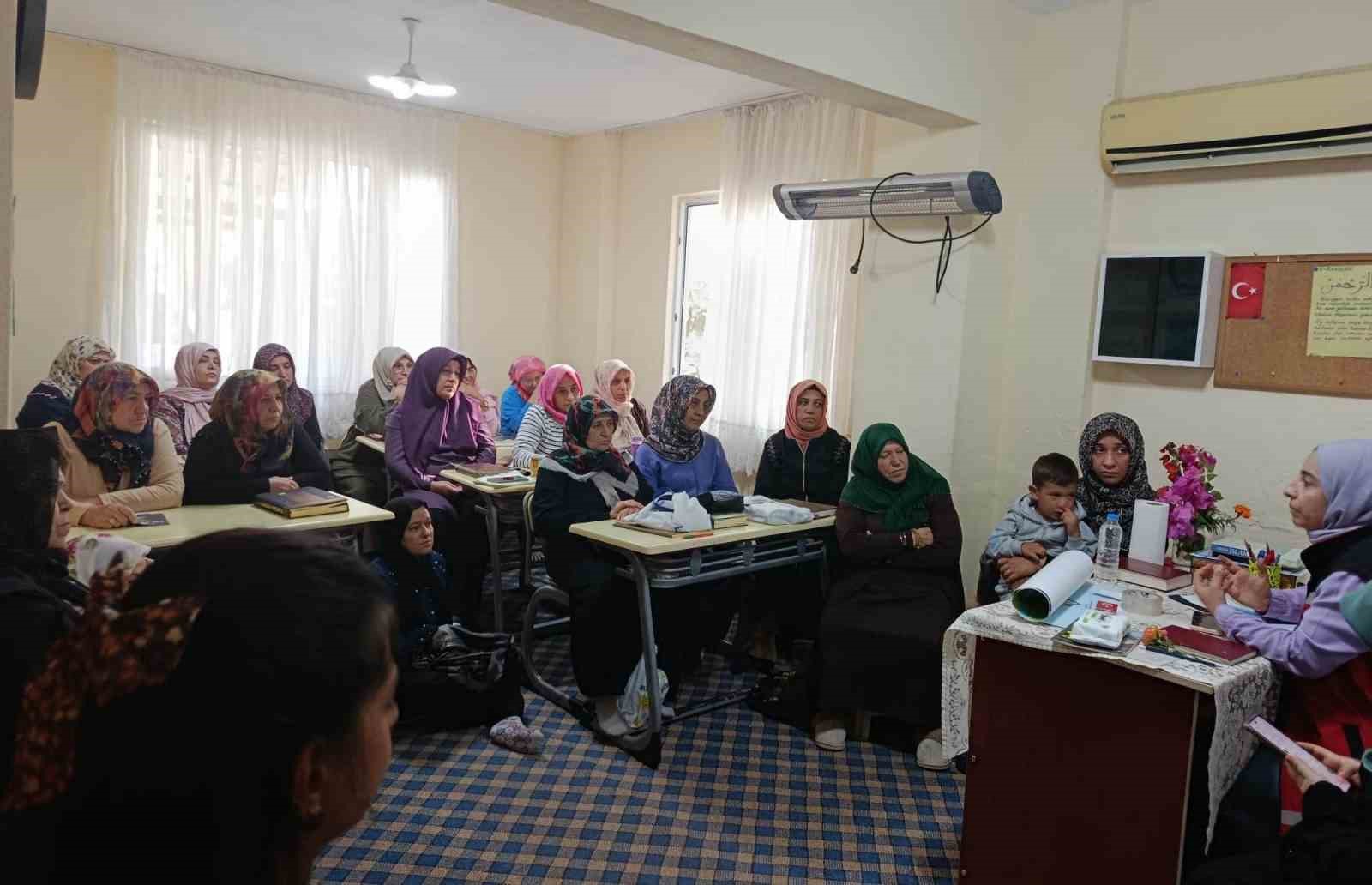 Anamur&rsquo;da &rsquo;Değerleriyle G&uuml;&ccedil;l&uuml; Ailem&rsquo; projesi devam ediyor
