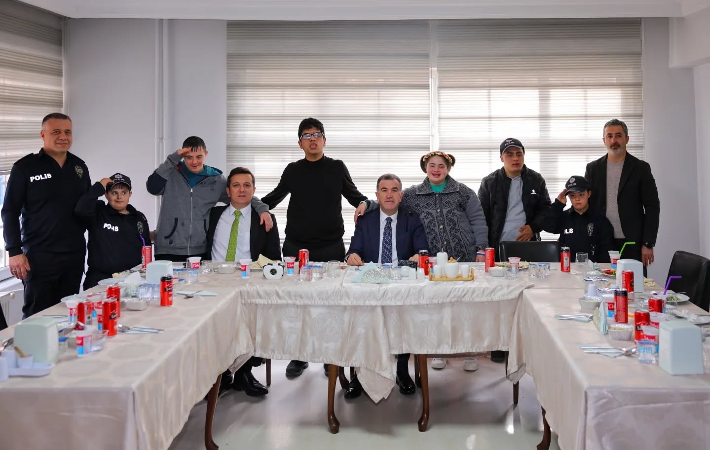 Bayburt’ta özel öğrenciler polisevinde misafir edildi