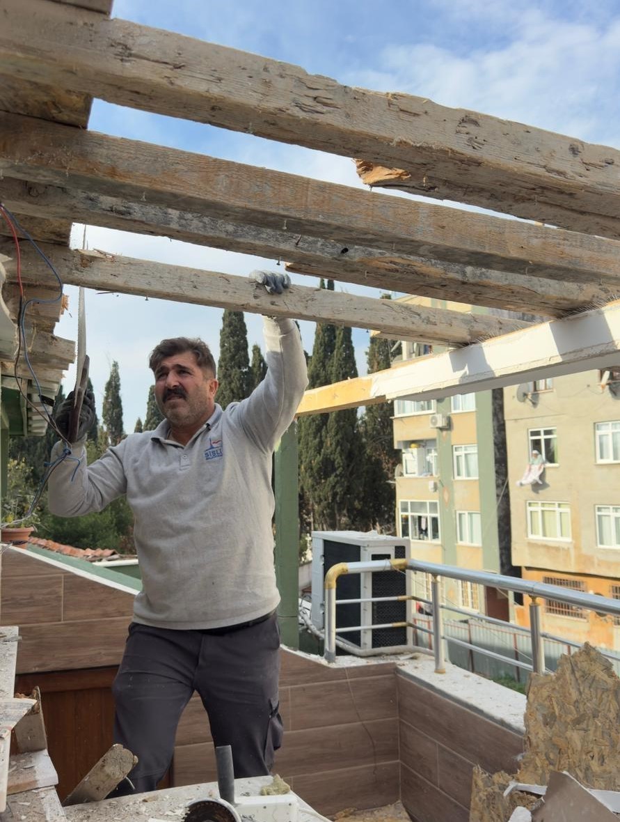 Şişli&rsquo;de ka&ccedil;ak yapılar tek tek yıkılıyor
