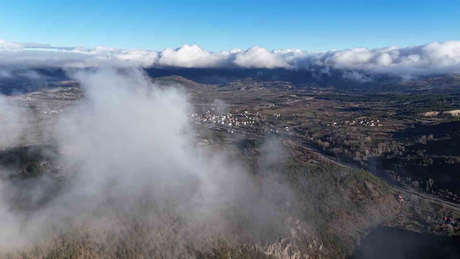 Kastamonu&rsquo;da sis bulutları ve ormanların buluşması mest etti
