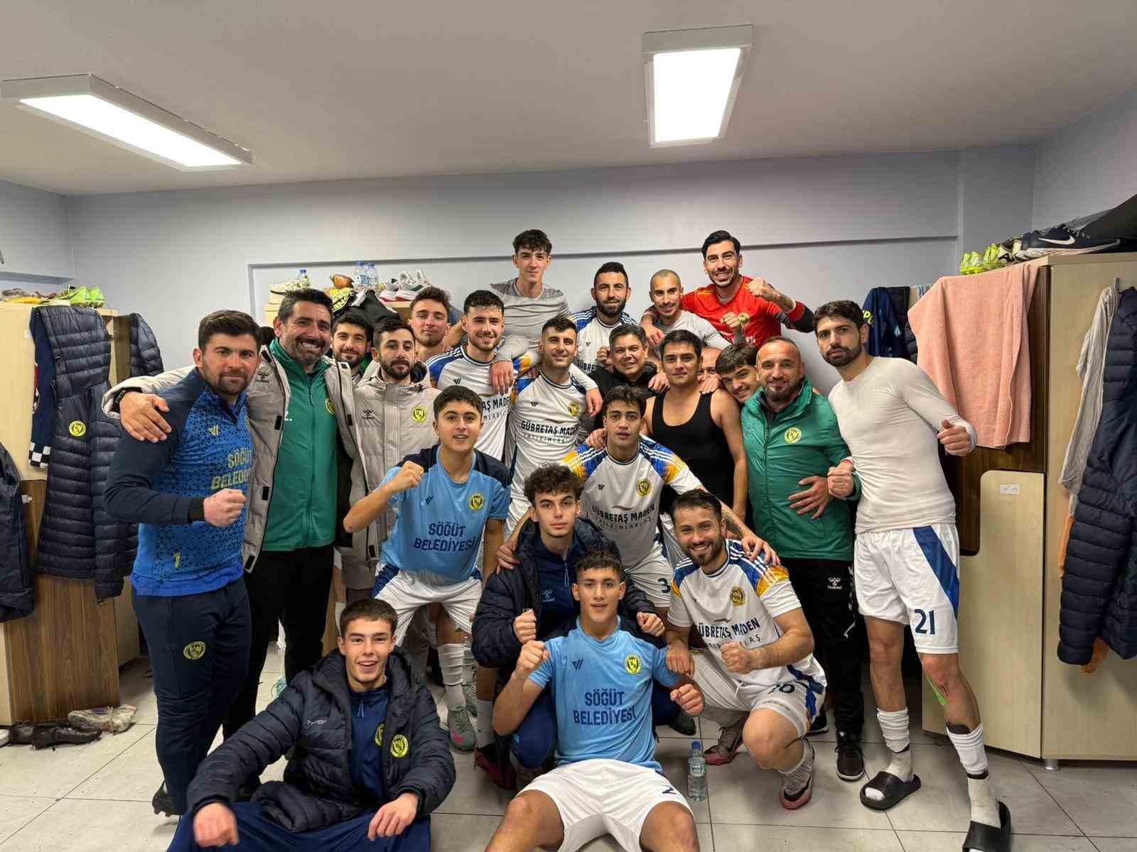 S&ouml;ğ&uuml;tspor evinde lideri devirdi
