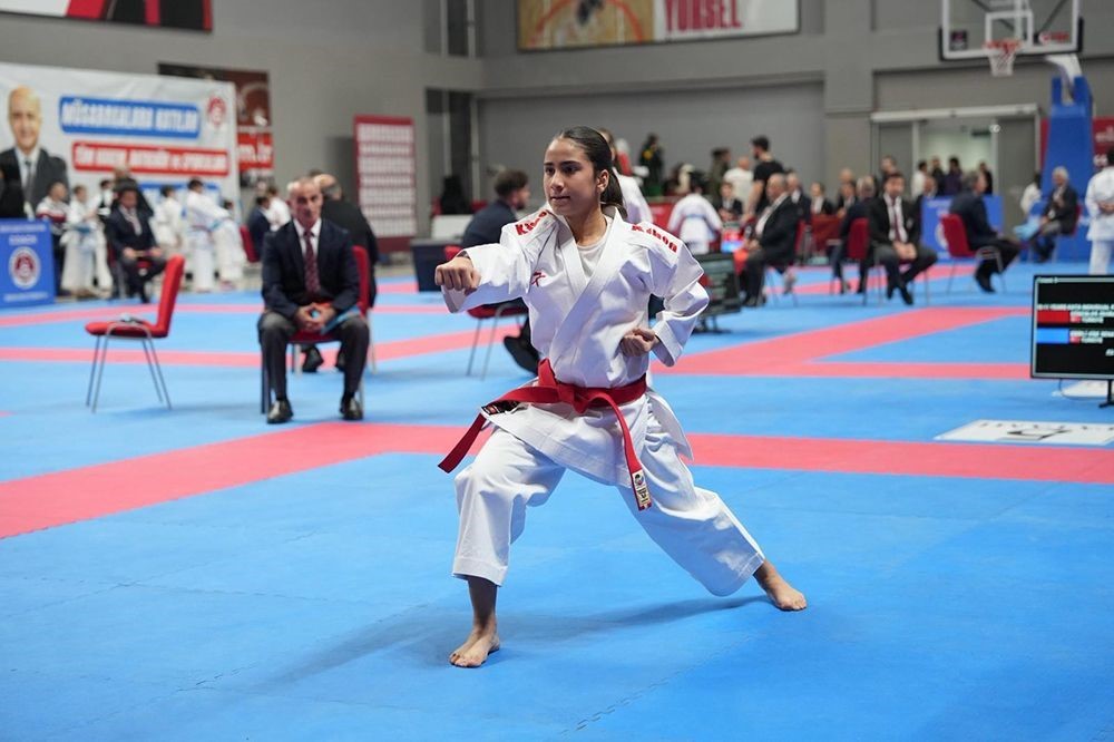 Uluslararası Karete Turnuvası’nda Gaziosmanpaşa rüzgarı esti