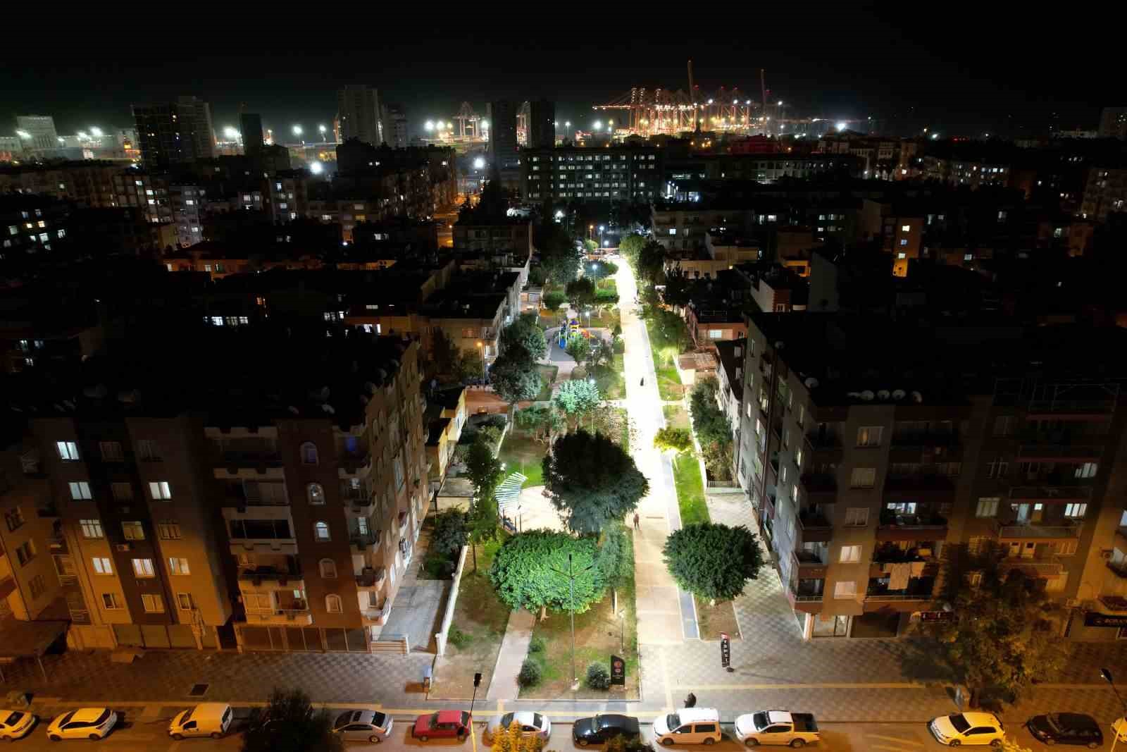 Mersin&rsquo;de yenilenen parka şehidin ismi verildi
