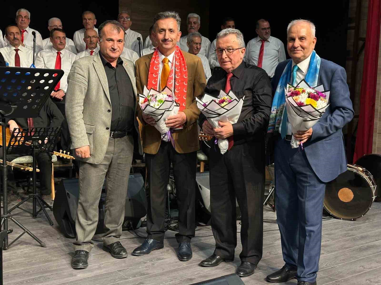 Eskişehir’de ‘Türkülerle ısınan gece’ ‘Türk Halk Müziği Konseri’ yoğun ilgi gördü