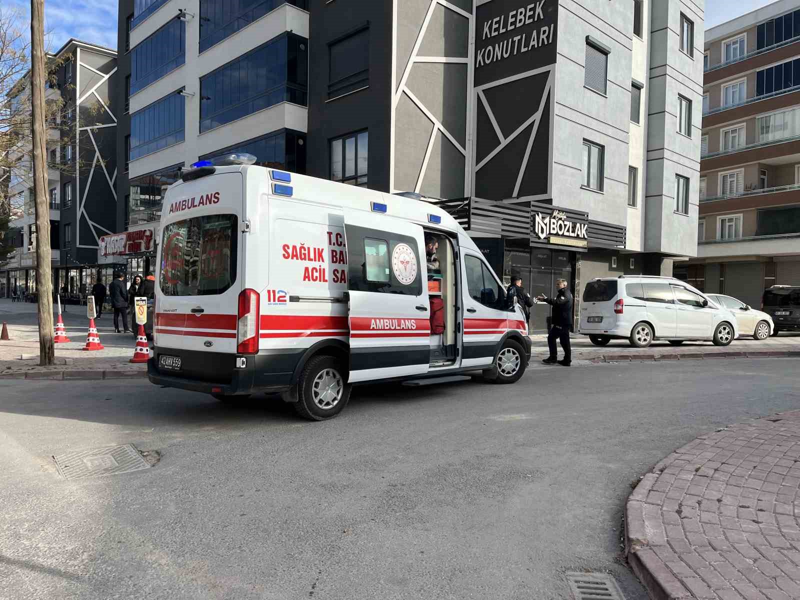 D&uuml;kkan sahibini bı&ccedil;aklayan kiracı ve arkadaşı adliyeye sevk edildi
