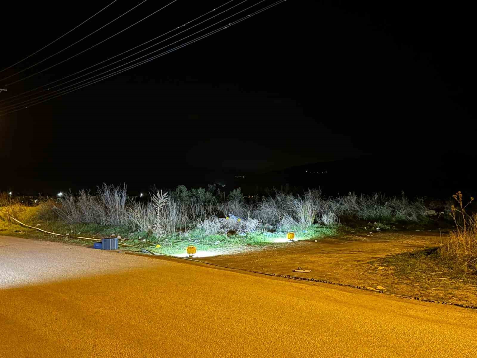 Bilecik&rsquo;te bir kişi yol kenarında &ouml;l&uuml; bulundu
