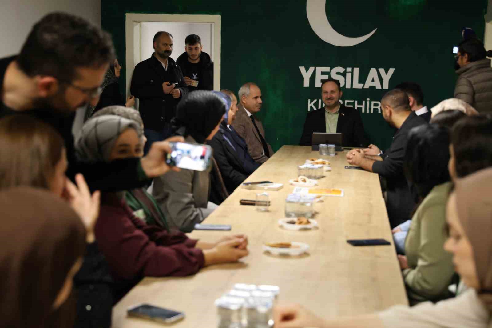 Yeşilay Genel Başkanı Dinç: "Bağımlılıkla mücadelede en önemli tedavi yöntemi zorunlu tedavidir"