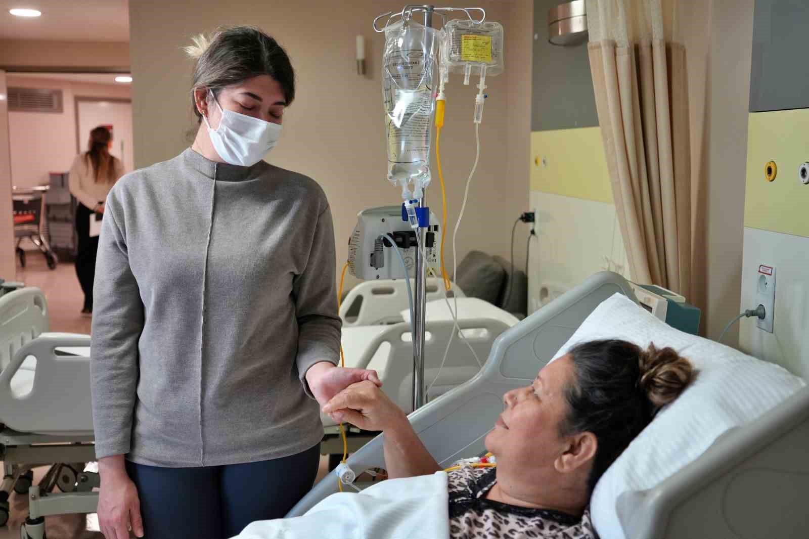 10 yıllık böbrek hastası, 1 yıldır beklediği nakille adeta yeniden doğdu