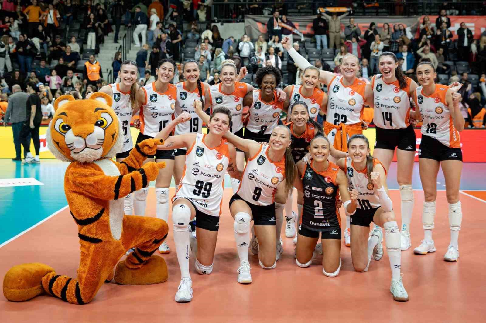 File derbisinde zafer Eczacıbaşı Dynavit’in