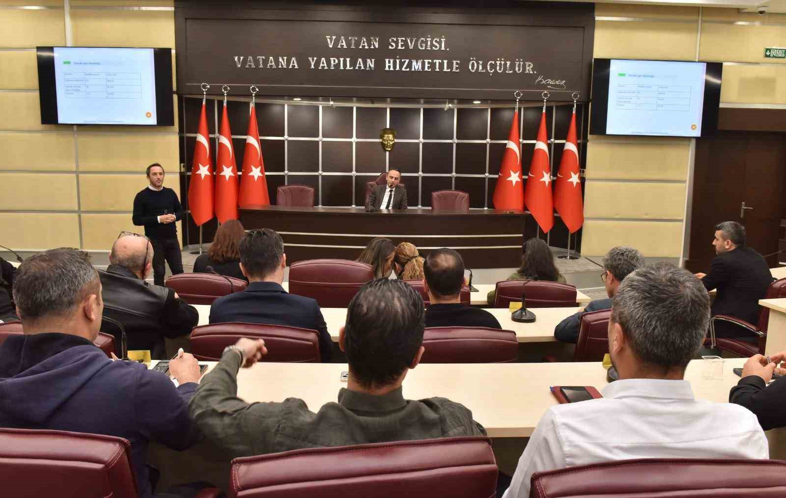 Kepez’in personeli, iş güvenliği ile güvenli ellerde