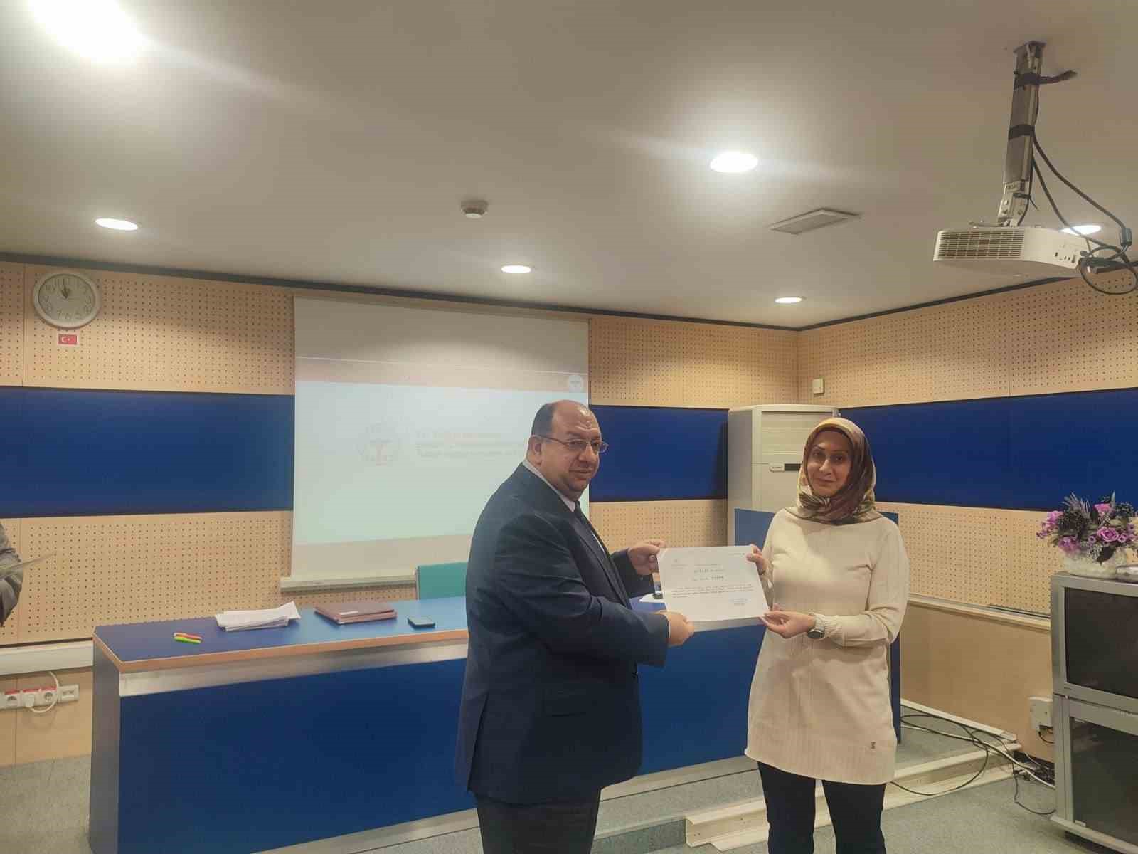 Elazığ’da sağlıkçılara seminer verildi