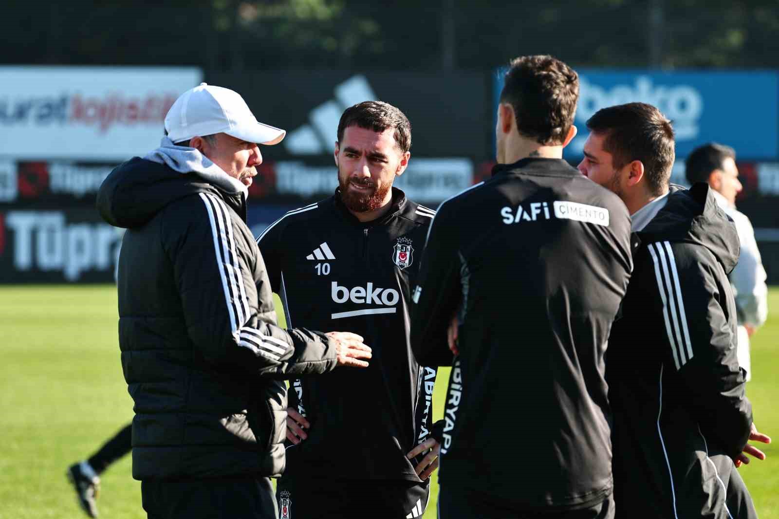 Beşiktaş, Çaykur Rizespor maçının hazırlıklarını sürdürdü