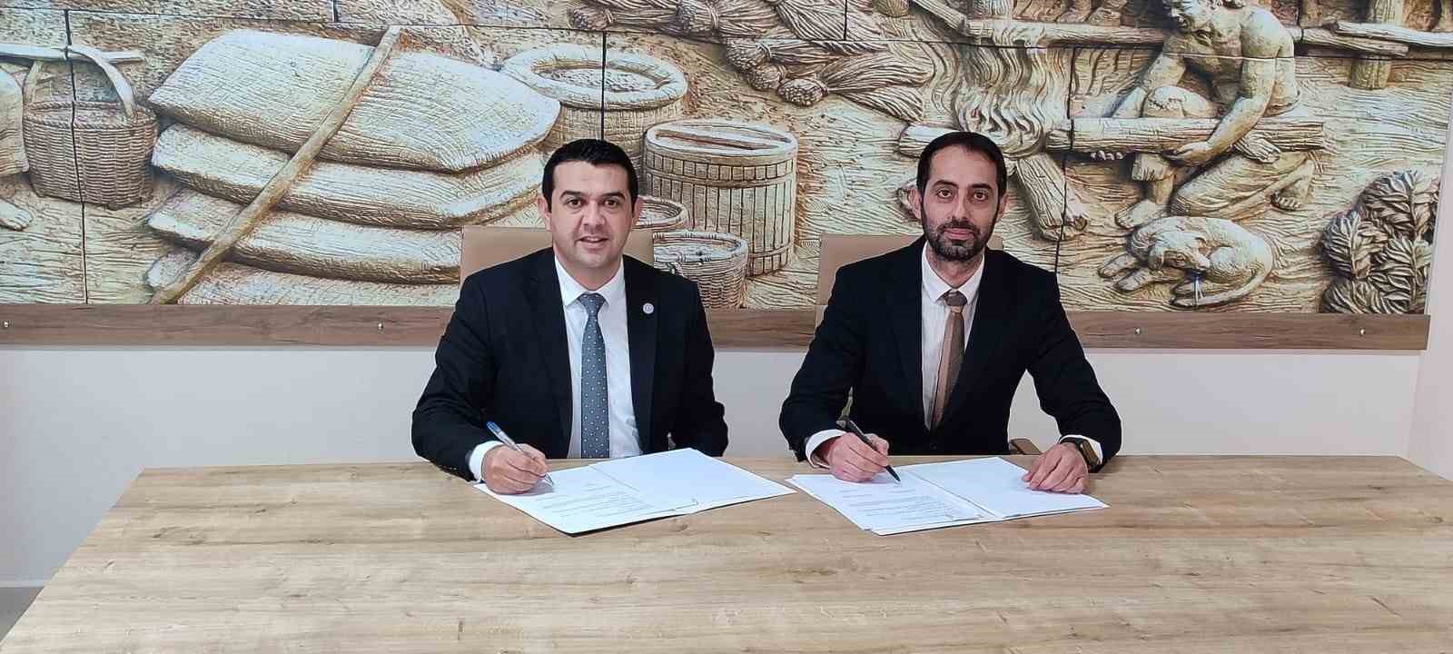 Buharkent MYO ile Buharkent Halk Eğitim Merkezi arasında iş birliği protokol&uuml; imzalandı
