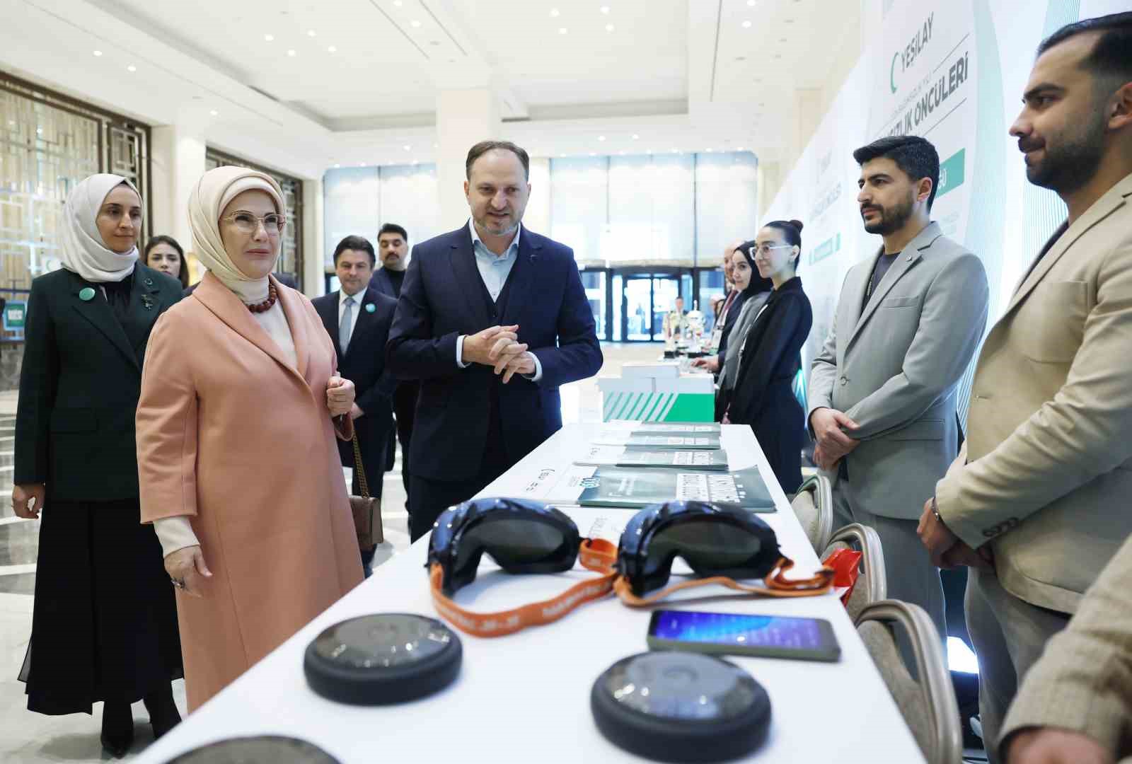 Emine Erdoğan, Bağımsızlık &Ouml;nc&uuml;leri Zirvesi&rsquo;nde konuştu: "2026&rsquo;yı &rsquo;Bağımsızlık Yılı&rsquo; ilan ediyoruz"
